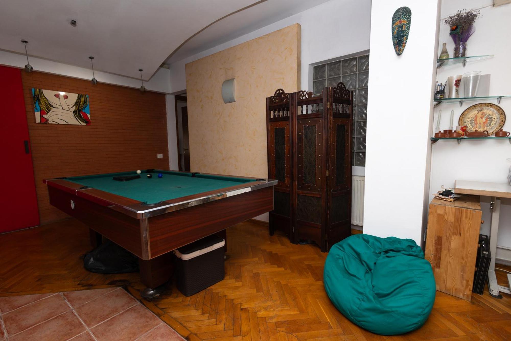 Shared Retro Vintage Luxury Apartment 부쿠레슈티 외부 사진