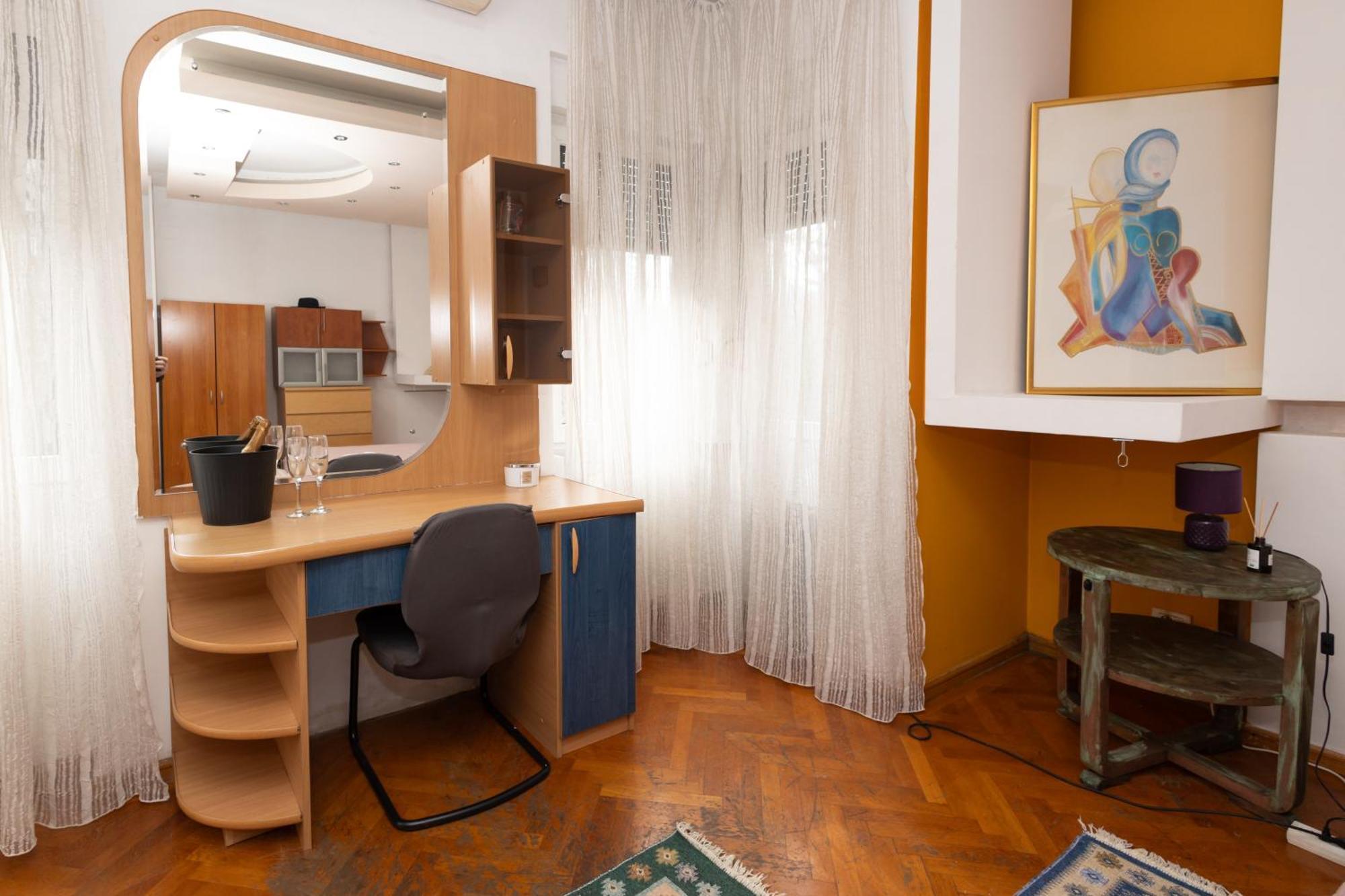 Shared Retro Vintage Luxury Apartment 부쿠레슈티 외부 사진
