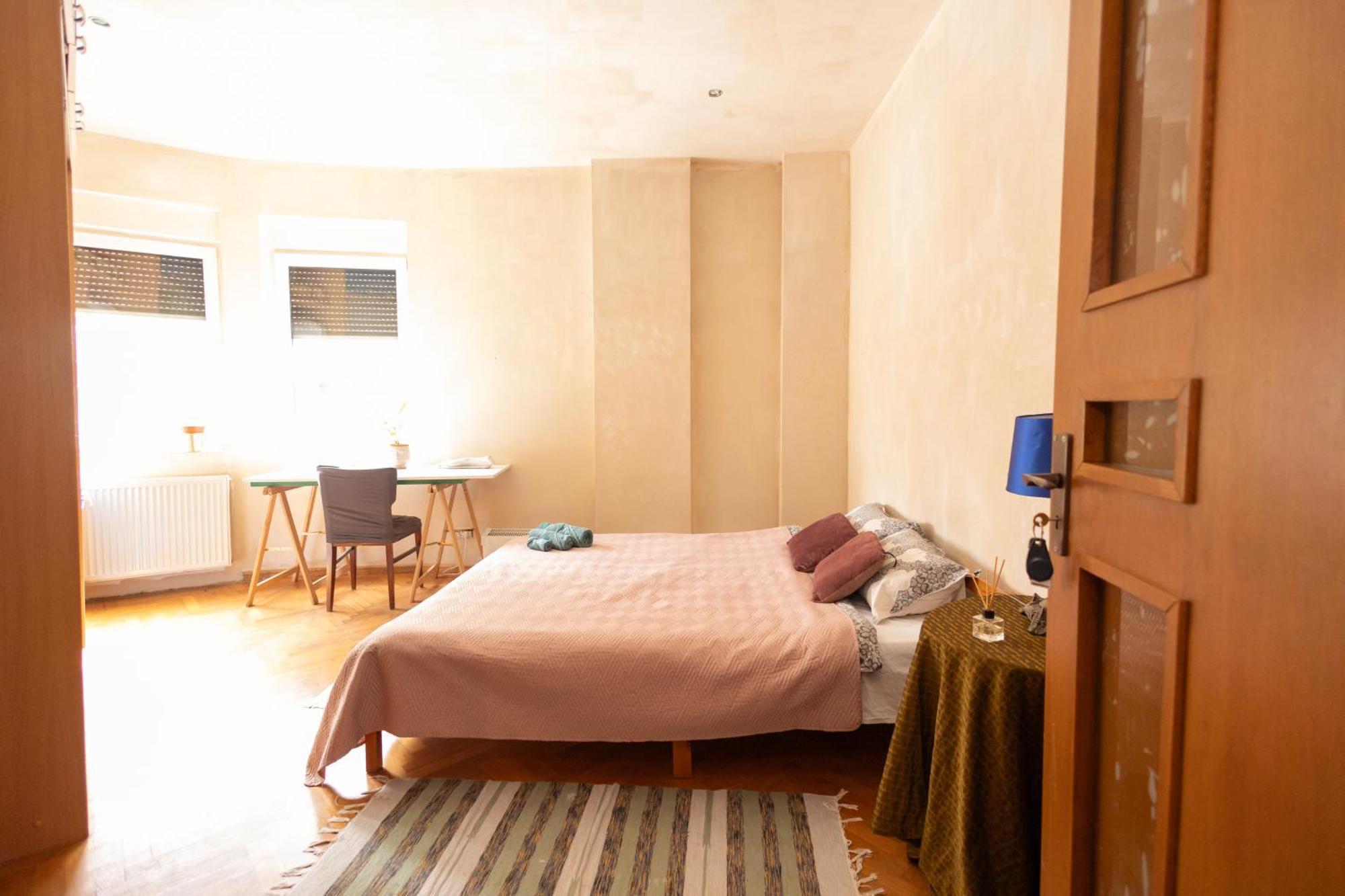 Shared Retro Vintage Luxury Apartment 부쿠레슈티 외부 사진